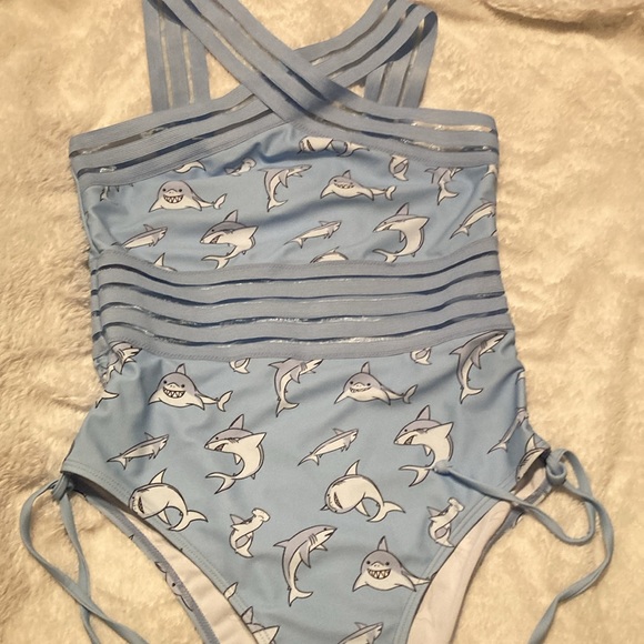 Women Anime |One Piece Kawaii Front Crossover lSwim Suit Hollow Out Shark | Sz M - Picture 2 of 9